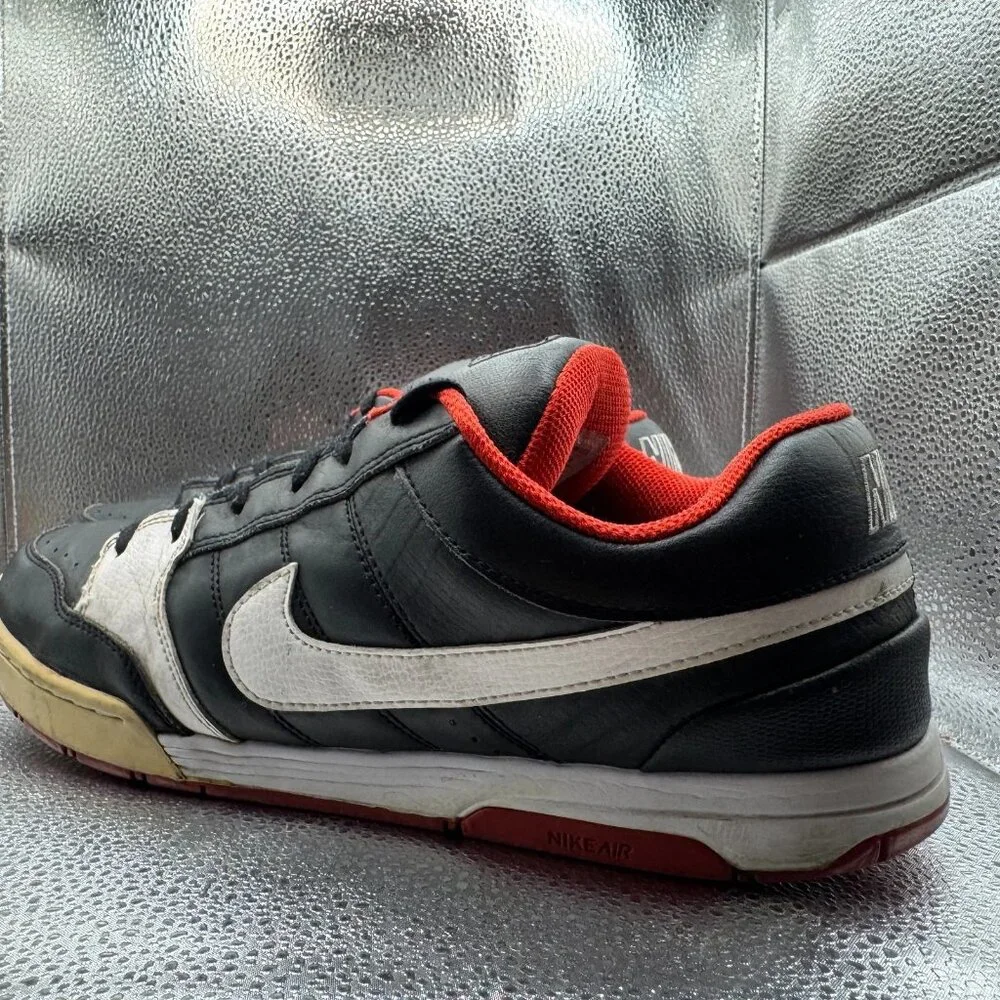 Nike mogan jr